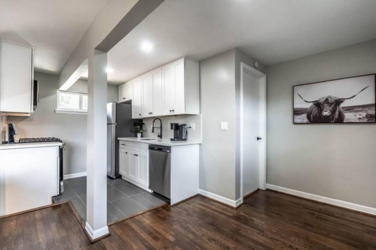 Roomy Urban Apartment Montrose! Free Parking #3 Houston Bagian luar foto
